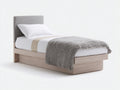 Einzelbett aus Holzwerkstoff und Stoff 210 x 100 x 110 cm - Helle Eiche und Grau - Gepolstertes Kopfteil mit modernem Sockeldesign